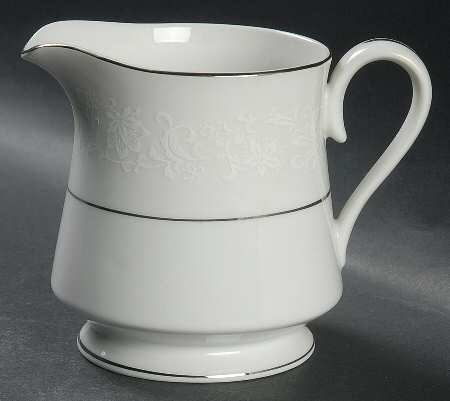 Illusion Creamer by Towne House