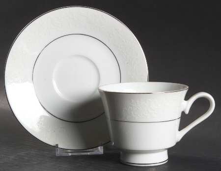 Illusion Footed Cup & Saucer Set