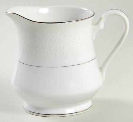 Platina Lace Creamer