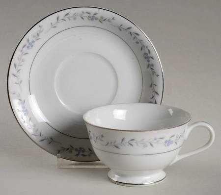 Valentine Footed Cup & Saucer Set