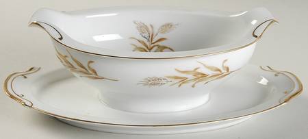 THA1 Gravy Boat with Attached Underplate