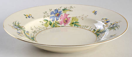 04491 (Cream Background) Rim Soup Bowl