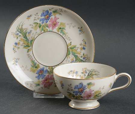 04491 (Cream Background) Footed Cup & Saucer Set
