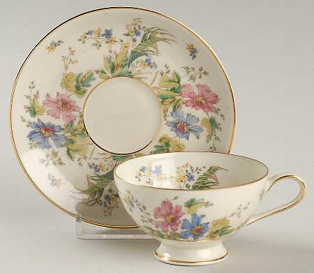 04491 (Cream Background) Footed Demitasse Cup & Saucer Set