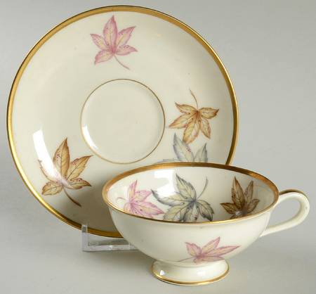 07465 Footed Demitasse Cup & Saucer Set