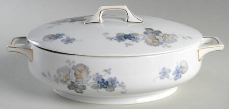 2804 (Smooth) Oval Covered Vegetable