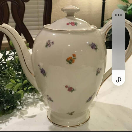 3171 Coffee Pot & Lid