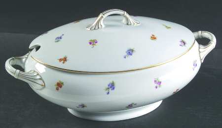 3171 Oval Tureen & Lid