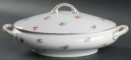 3171 Oval Covered Vegetable
