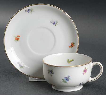 3171 Footed Cup & Saucer Set