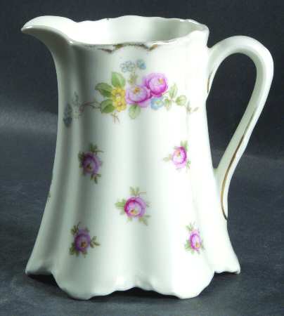 3361 (Scalloped) Creamer
