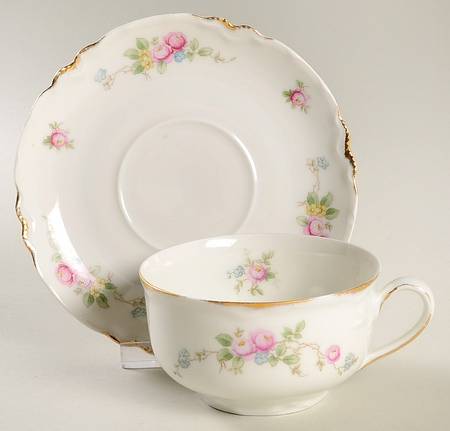 3361 (Scalloped) Flat Cup & Saucer Set