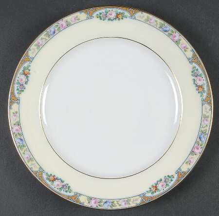 3816 Luncheon Plate