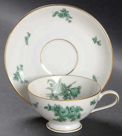 4673 Footed Demitasse Cup & Saucer Set