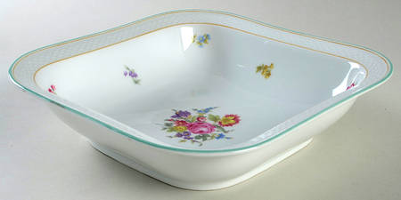 7138 9" Square Vegetable Bowl