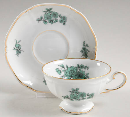7323 Footed Cup & Saucer Set