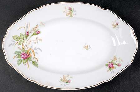 7470 (White, Scalloped) 14" Oval Serving Platter