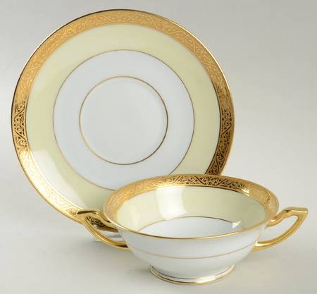 9160 Footed Cream Soup Bowl & Saucer Set