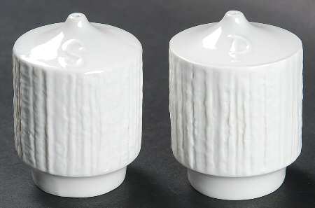 Arcta White Salt & Pepper Set