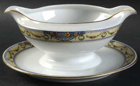 The Arlington (White Border & Center) Gravy Boat with Attached Underplate