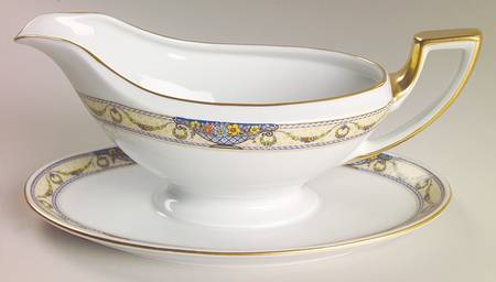 The Arlington (White Border & Center) Gravy Boat with Attached Underplate