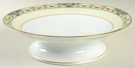 The Arlington (White Cream Border) Round Compote (Height X Width)