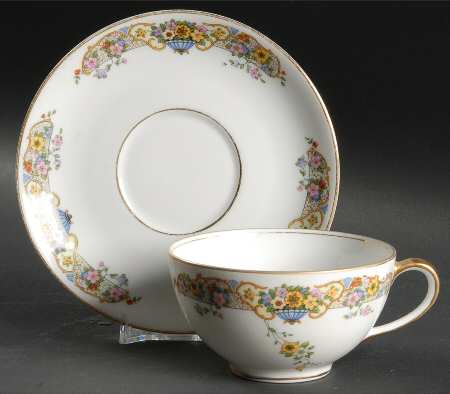 Asturia Flat Cup & Saucer Set