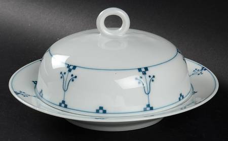 Bavarian Blue Round Covered Butter