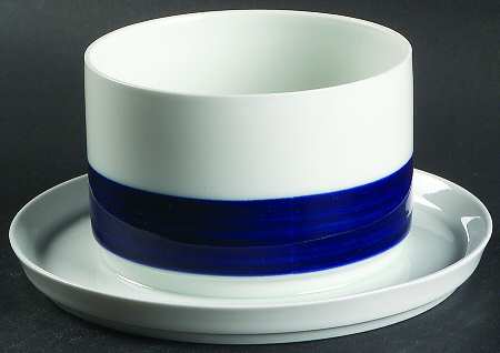 Brushed Cobalt Gravy Boat with Attached Underplate