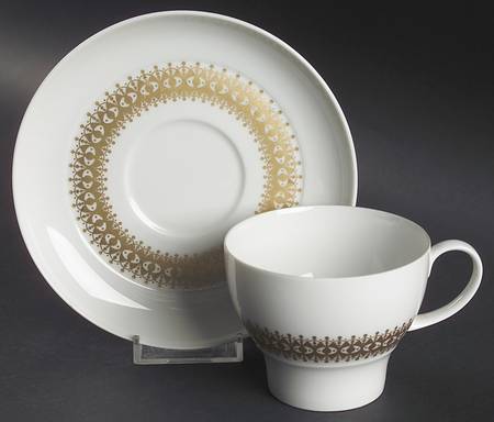 Caroline Flat Cup & Saucer Set