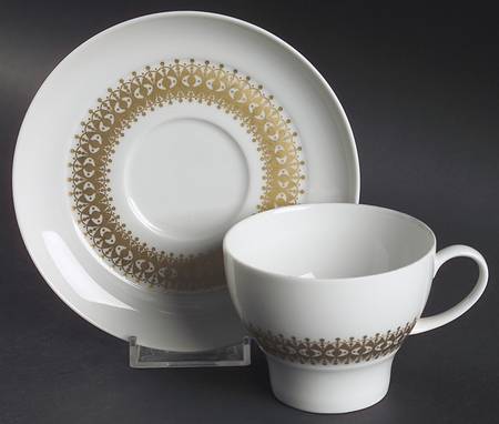Caroline Flat Cup & Saucer Set