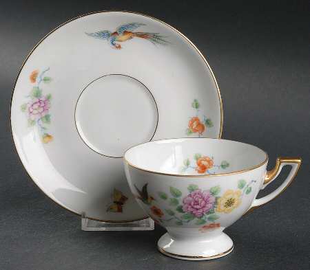 The Claridge Footed Cup & Saucer Set