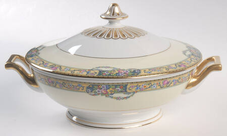 Columbia Round Covered Vegetable