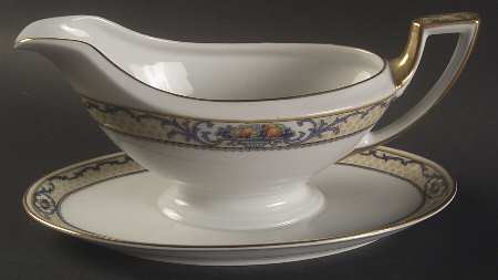 Delmonte Gravy Boat with Attached Underplate
