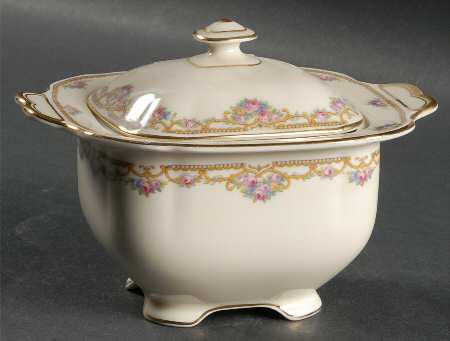 Eugenia Sugar Bowl & Lid