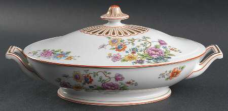 Fantasy Oval Covered Vegetable