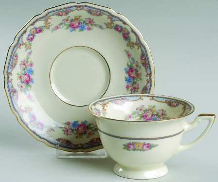 Gloucester Footed Cup & Saucer Set