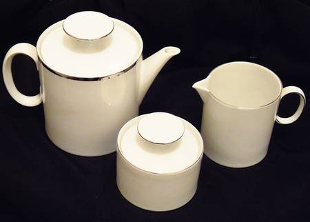 Gold Band (Coupe) Teapot & Lid