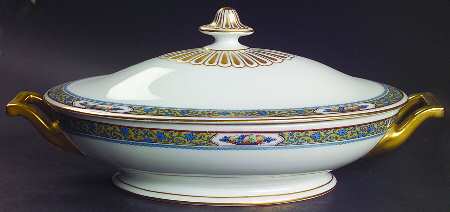 Harvest Oval Covered Vegetable