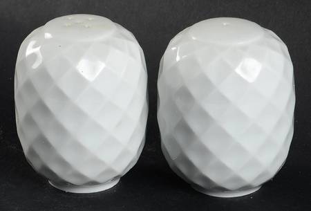 Holiday White Salt & Pepper Set