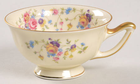 La Salle Footed Demitasse Cup