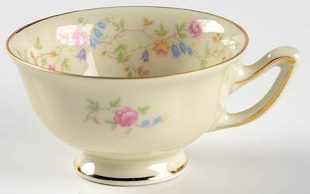 La Salle Footed Demitasse Cup