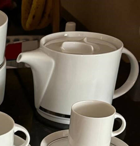Mat Platinum Teapot & Lid
