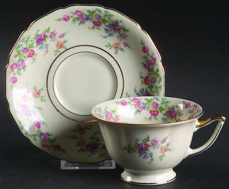 Footed Cup & Saucer Set