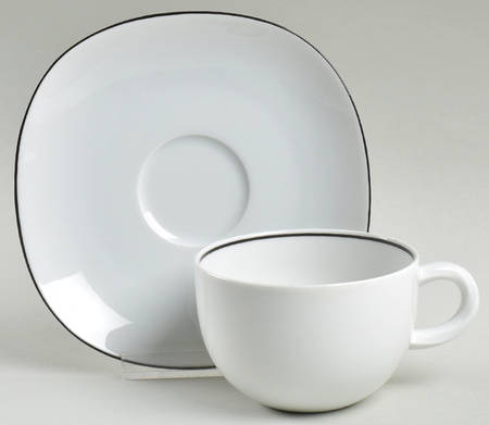 Noire Flat Cup & Saucer Set