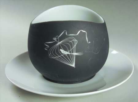 Papageno Gravy Boat with Attached Underplate