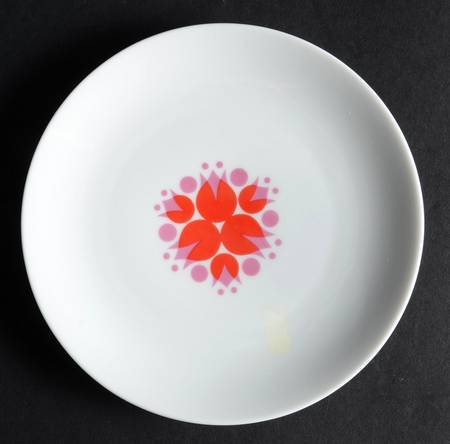 Pinwheel Red Mauve Bread & Butter Plate