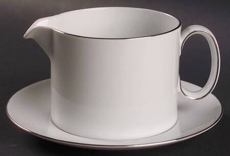 PLATINUM BAND (COUPE) Gravy Boat & Underplate