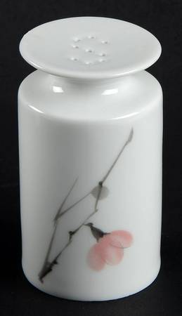 Quince (Medallion Shape) Salt Shaker