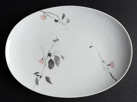 Quince (Medallion Shape) 11" Oval Serving Platter